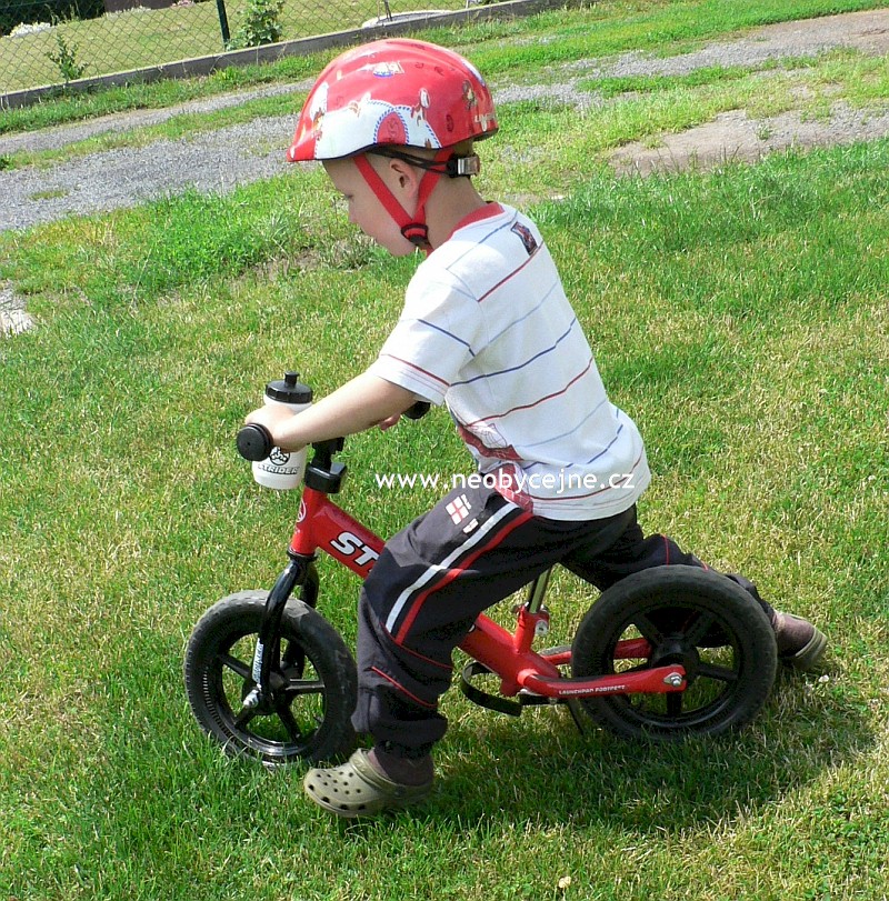 odrážedlo Strider bike - eshop www.neobycejne.cz