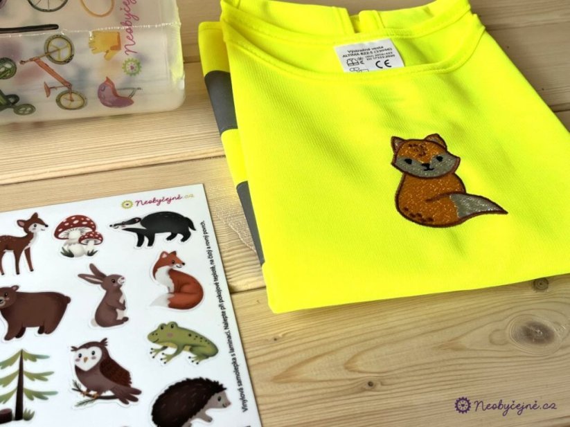 Samolepky / na kolo, odrážedlo, helmu / lesní zvířátka