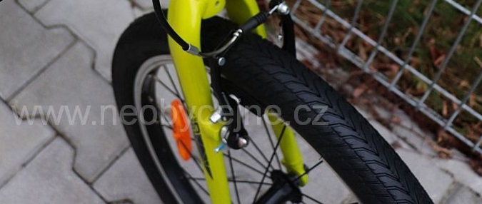 lehké kolo Amulet 20 tomcat - Neobycejne.cz